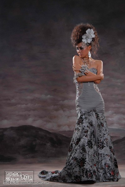 PS调色教程:调出美女冷艳的lomo效果